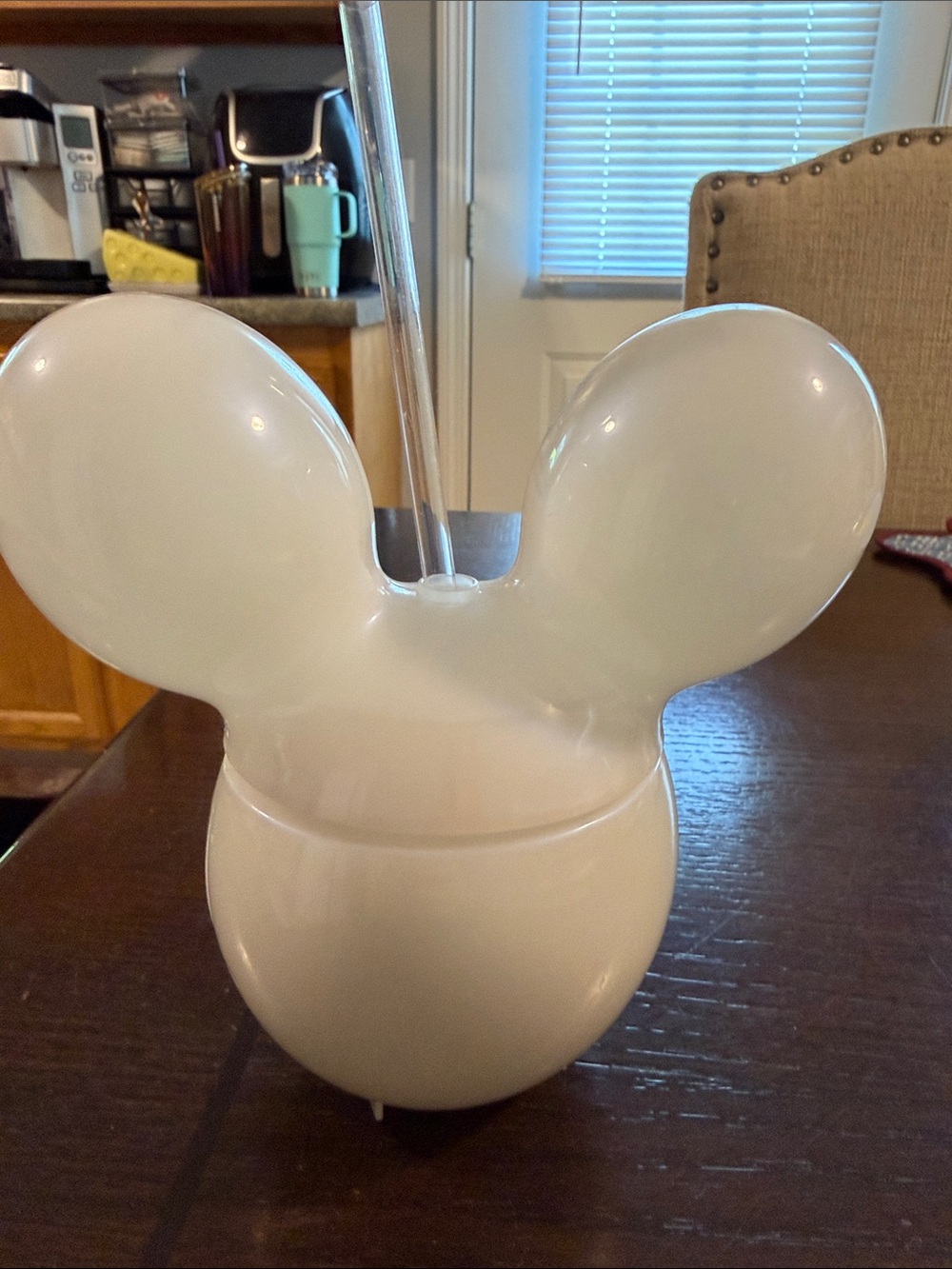 Disney 2024 Mickey Mouse Balloon Sipper Cup With Straw - Picture 2 of 4